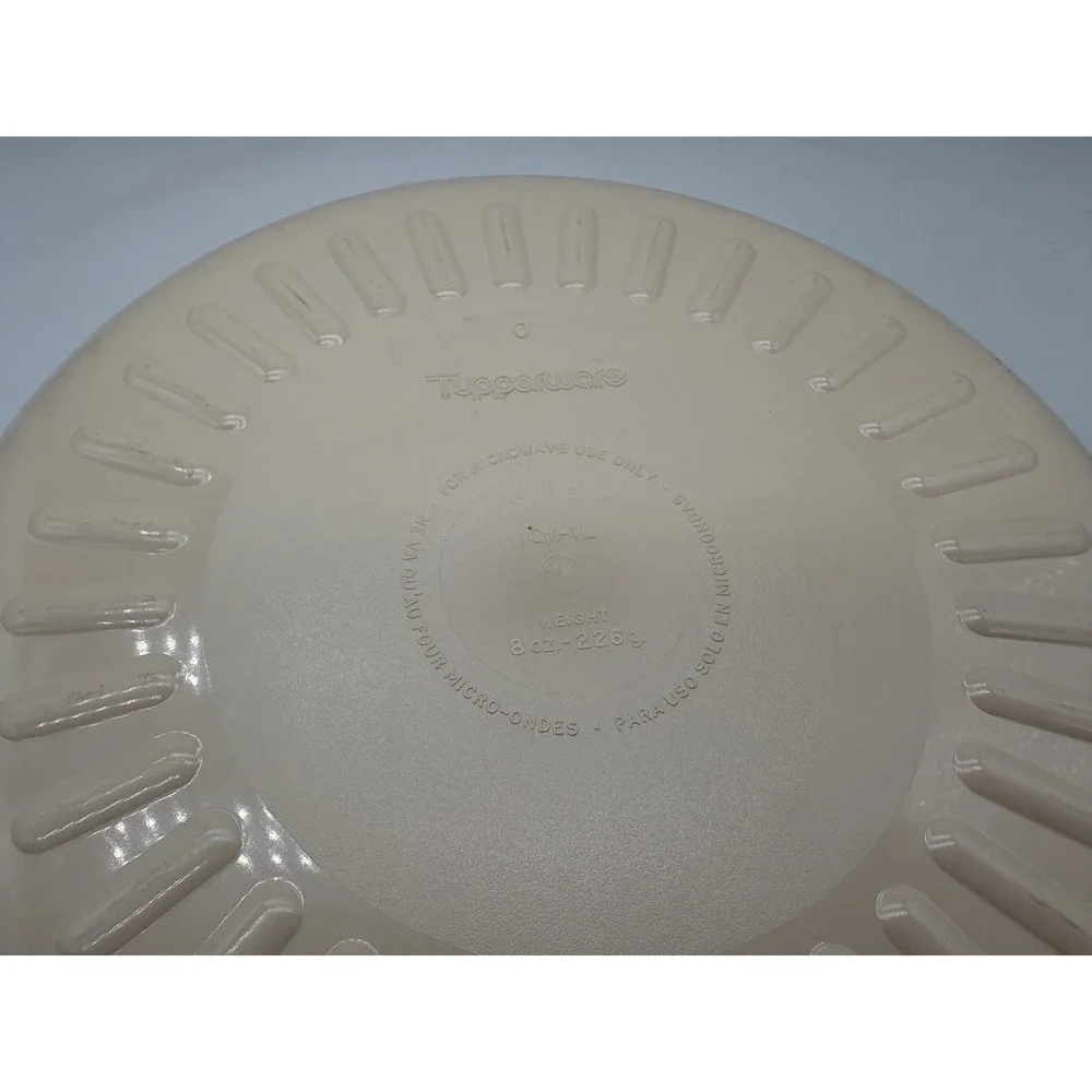 Tupperware vintage microwave